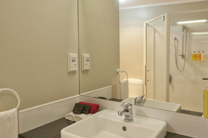 Room 35 of 52