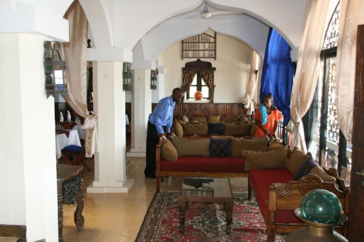 Room 4 of 21