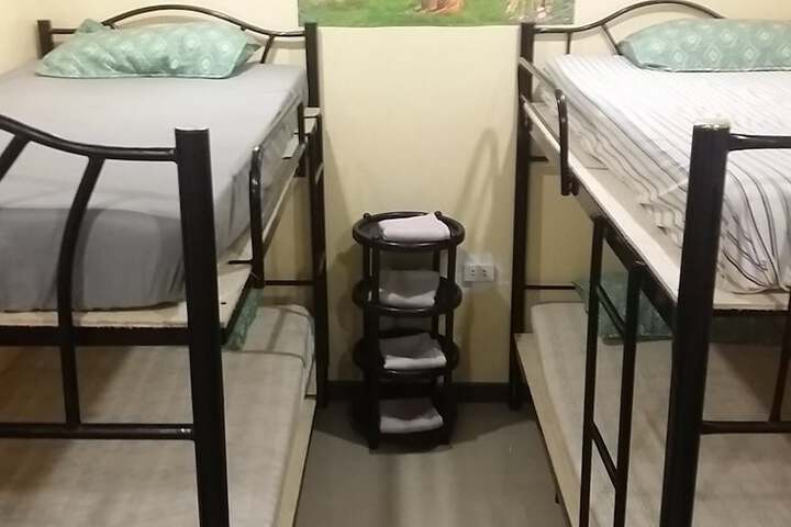 Room 19 of 38