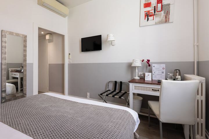Room 15 of 86