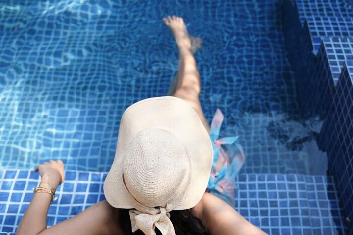 Pool 46 of 76