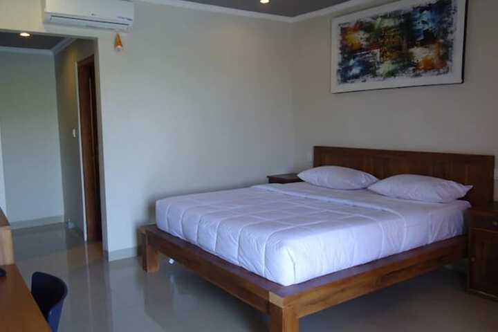 Room 6 of 26