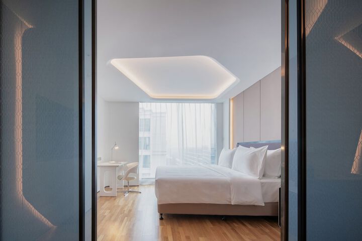 Room 5 of 36