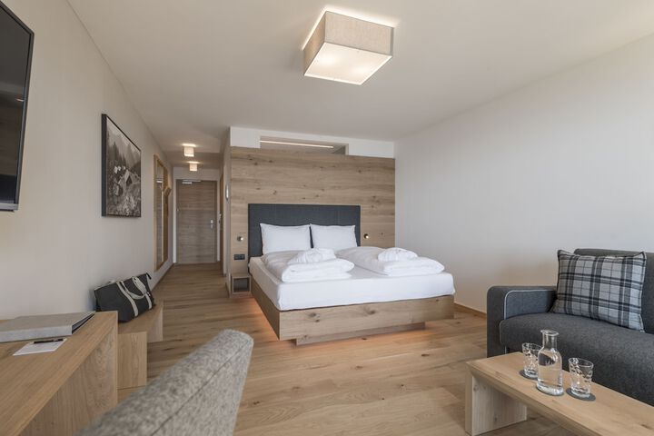 Room 4 of 45