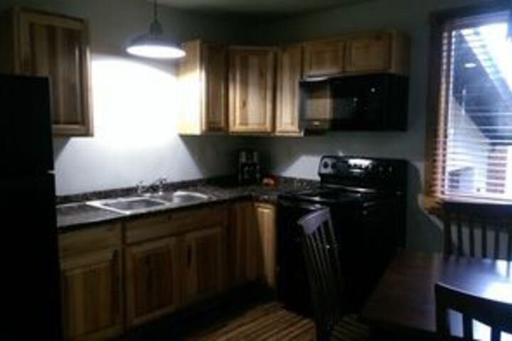 Room 4 of 6