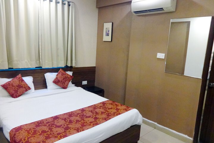 Room 17 of 53