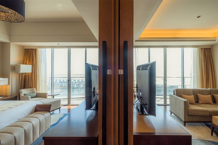 Room 17 of 48