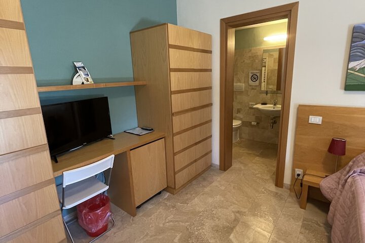 Room 19 of 58