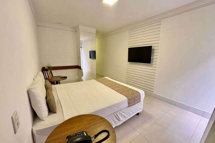 Room 47 of 108