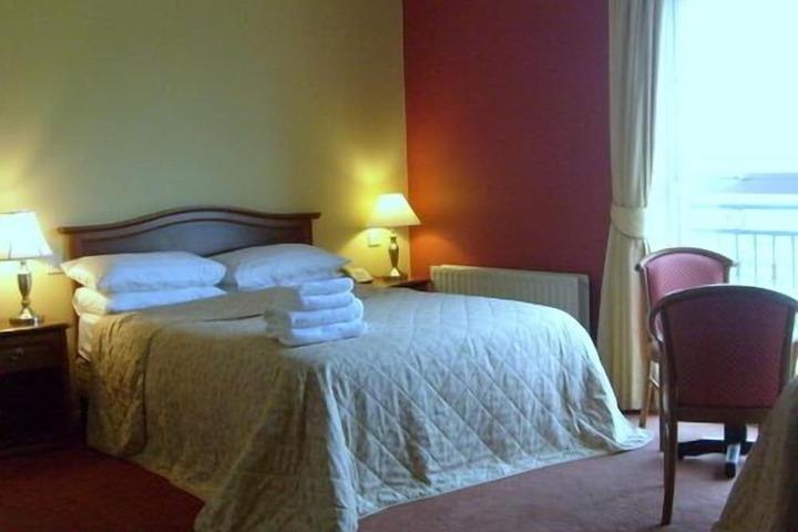 Room 7 of 24
