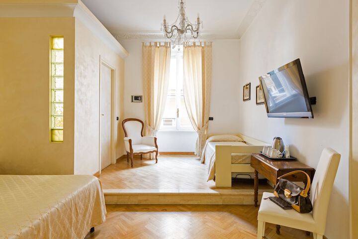 Room 22 of 75