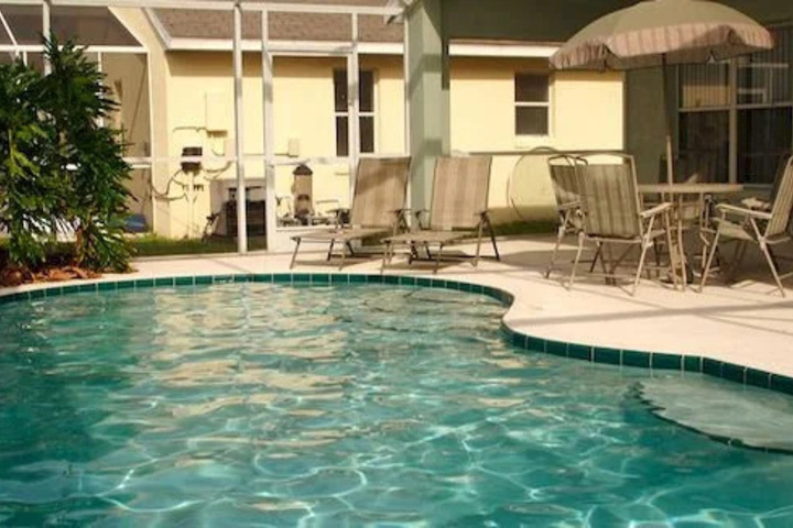 Pool 5 of 7