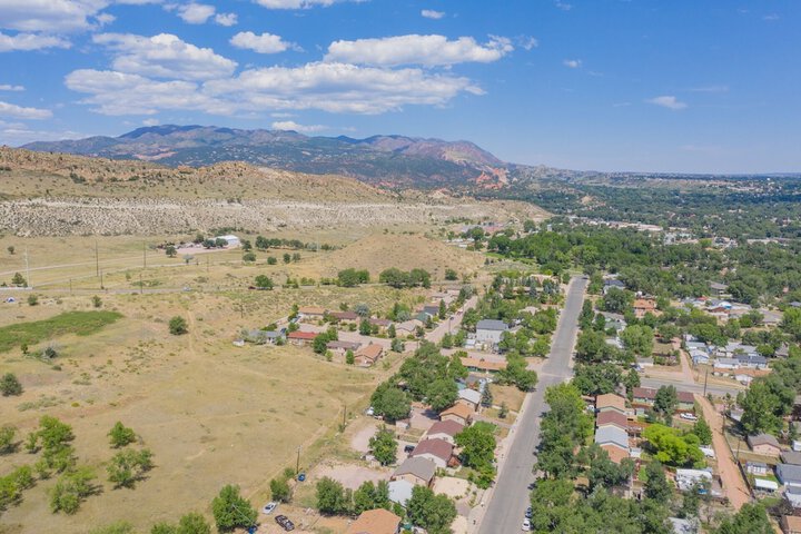 Property Grounds 19 of 39