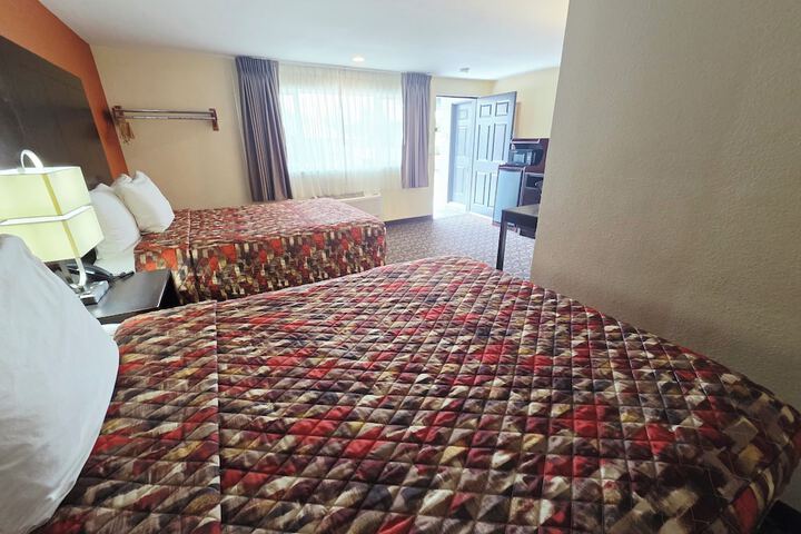 Room 44 of 60
