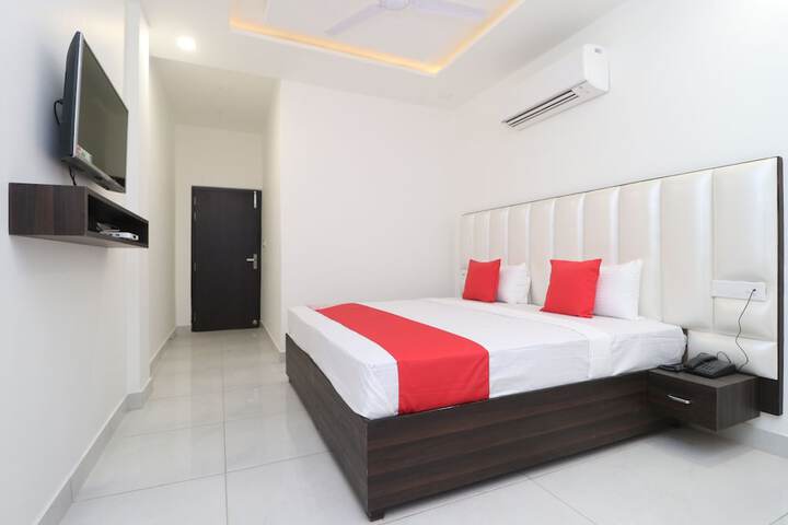 Room 10 of 23