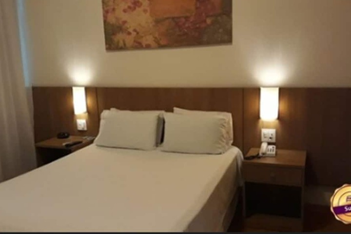 Room 12 of 47