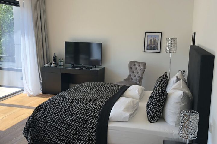 Room 18 of 62