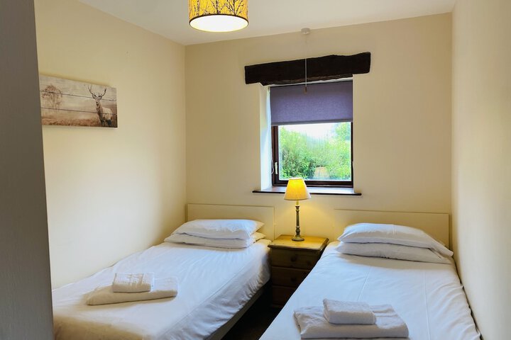 Room 3 of 68