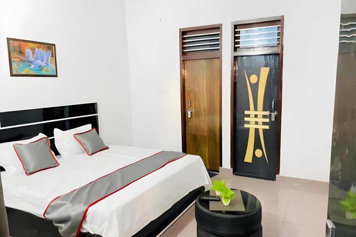 OYO 80668 E Hotel Ansal