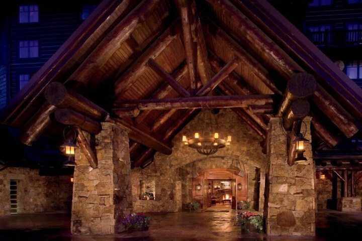 Hotel 11 of 28