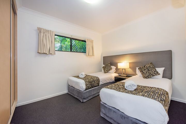 Room 10 of 63