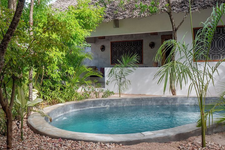 Pool 65 of 89