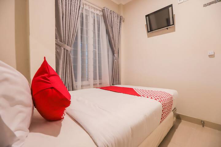 Room 17 of 32