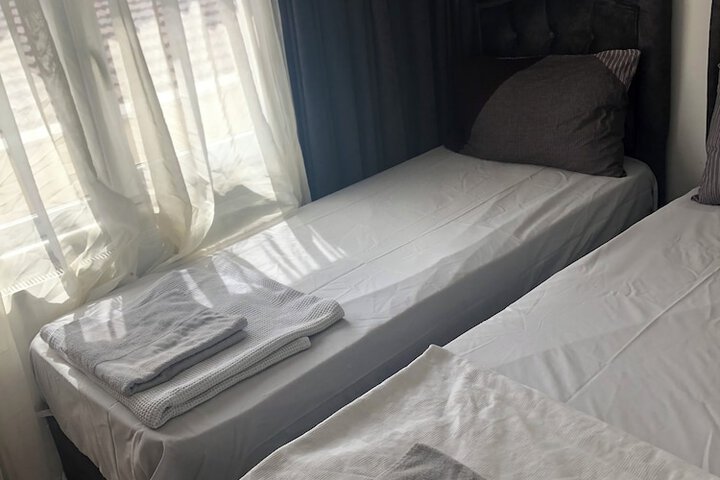Room 51 of 137
