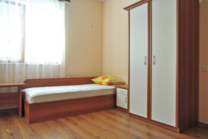 Room 22 of 33