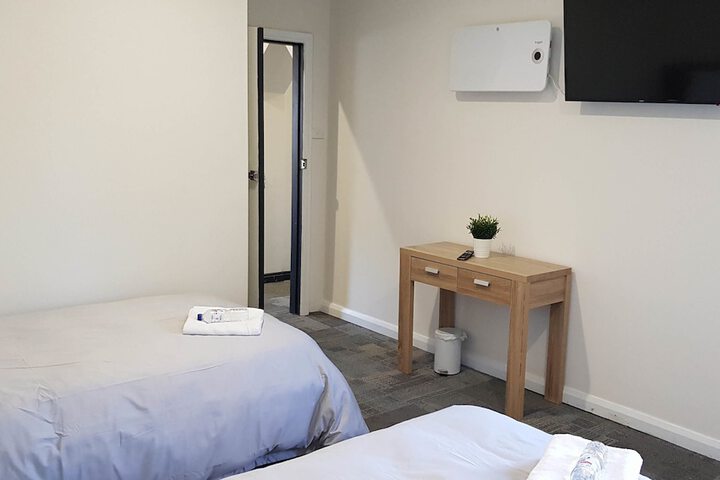 Room 3 of 31