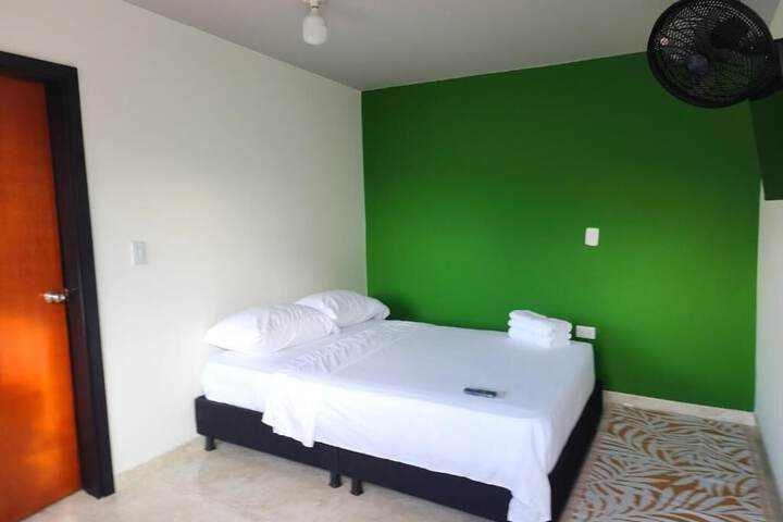 Room 3 of 21