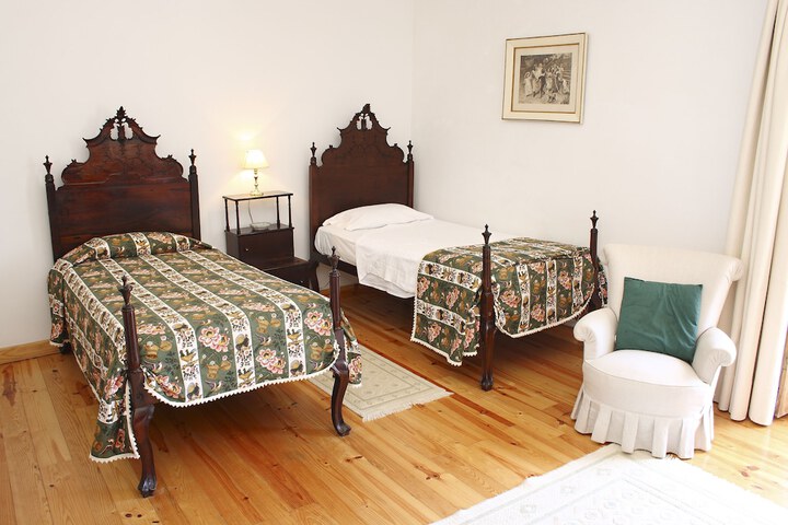 Room 4 of 22