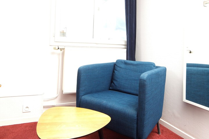 Room 10 of 67