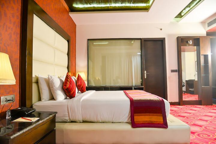 Room 18 of 39