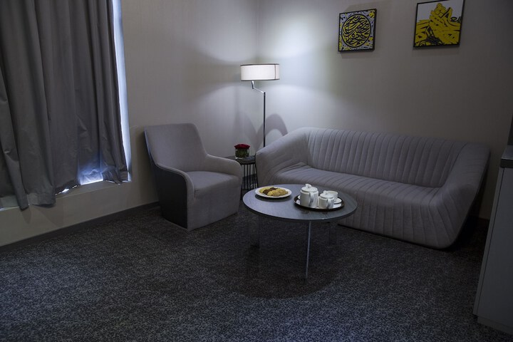 Room 26 of 42