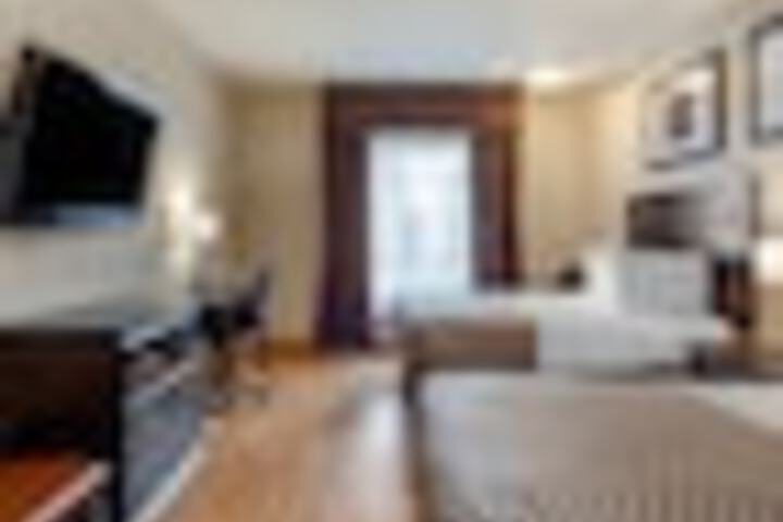Room 74 of 168