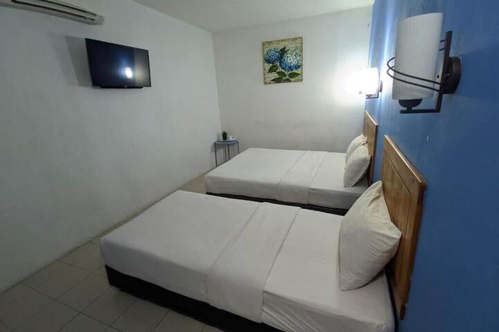 Room 3 of 19
