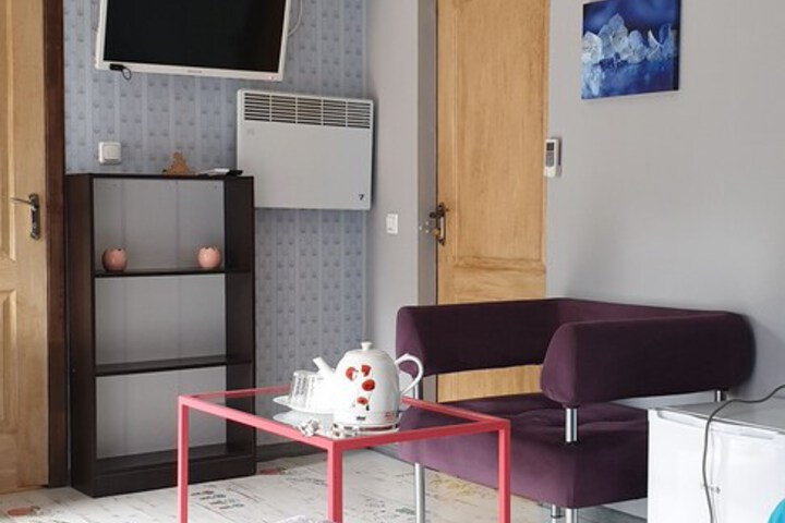 Room 8 of 46