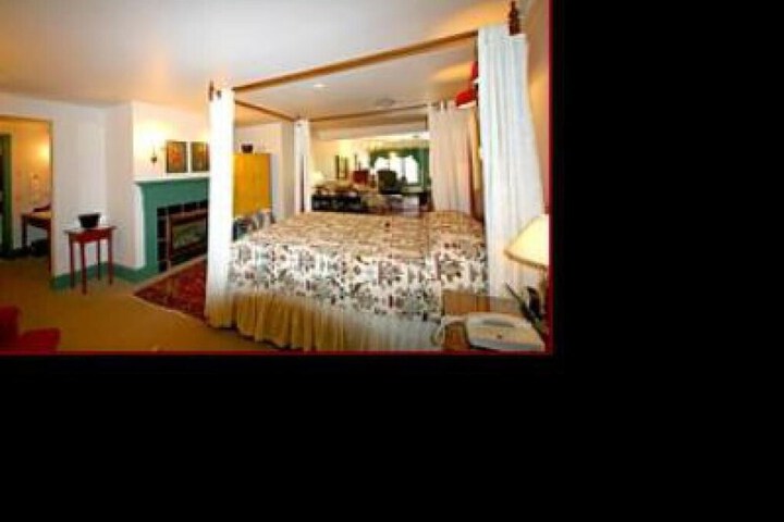 Room 15 of 84