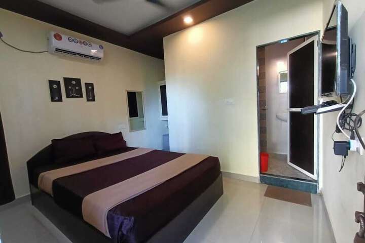 Room 19 of 144