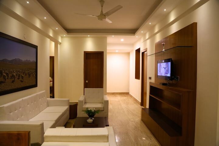 Room 15 of 19