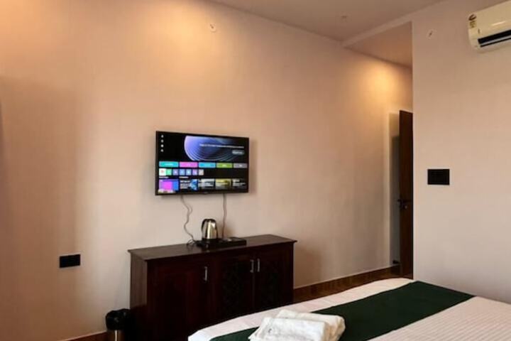 Room 8 of 78