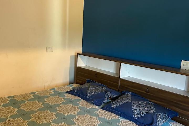 Room 3 of 23
