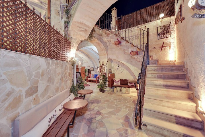 Hotel 3 of 74