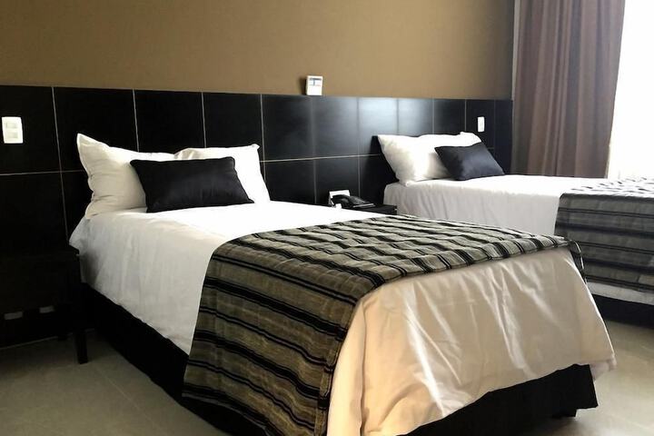 Room 4 of 55
