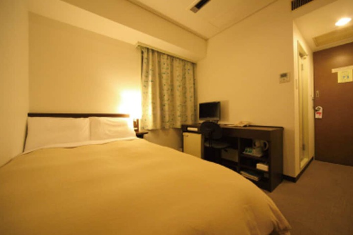Room 11 of 43