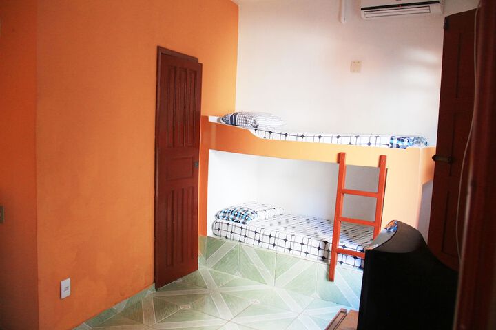 Room 14 of 17