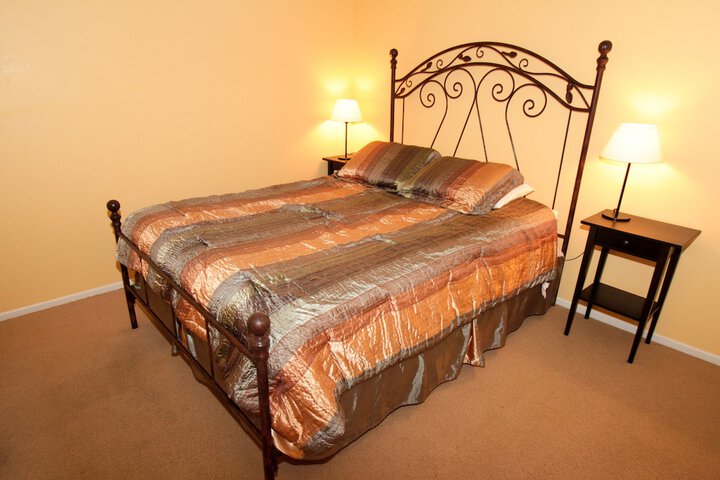 Room 16 of 70