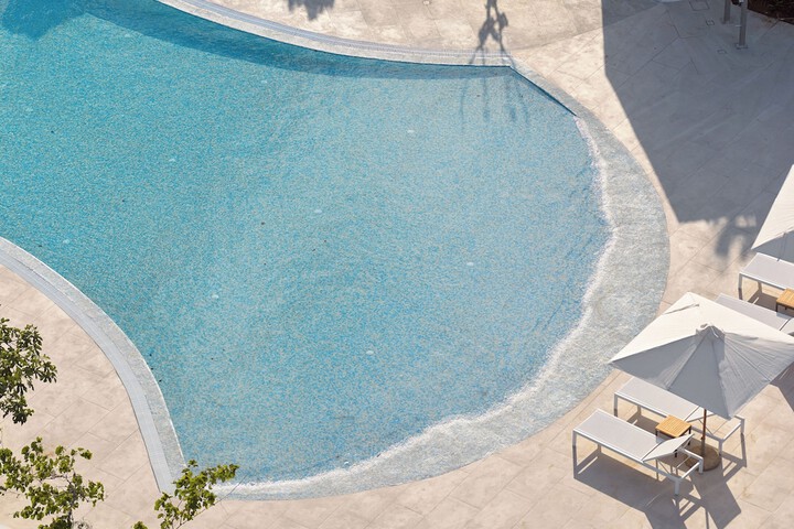 Pool 66 of 136