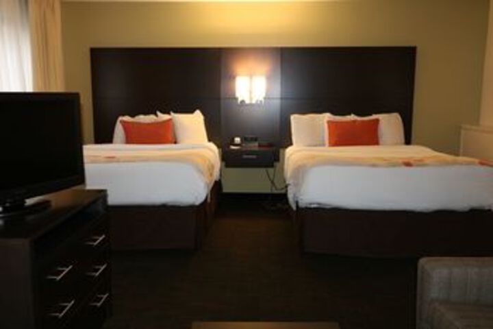 Room 45 of 107